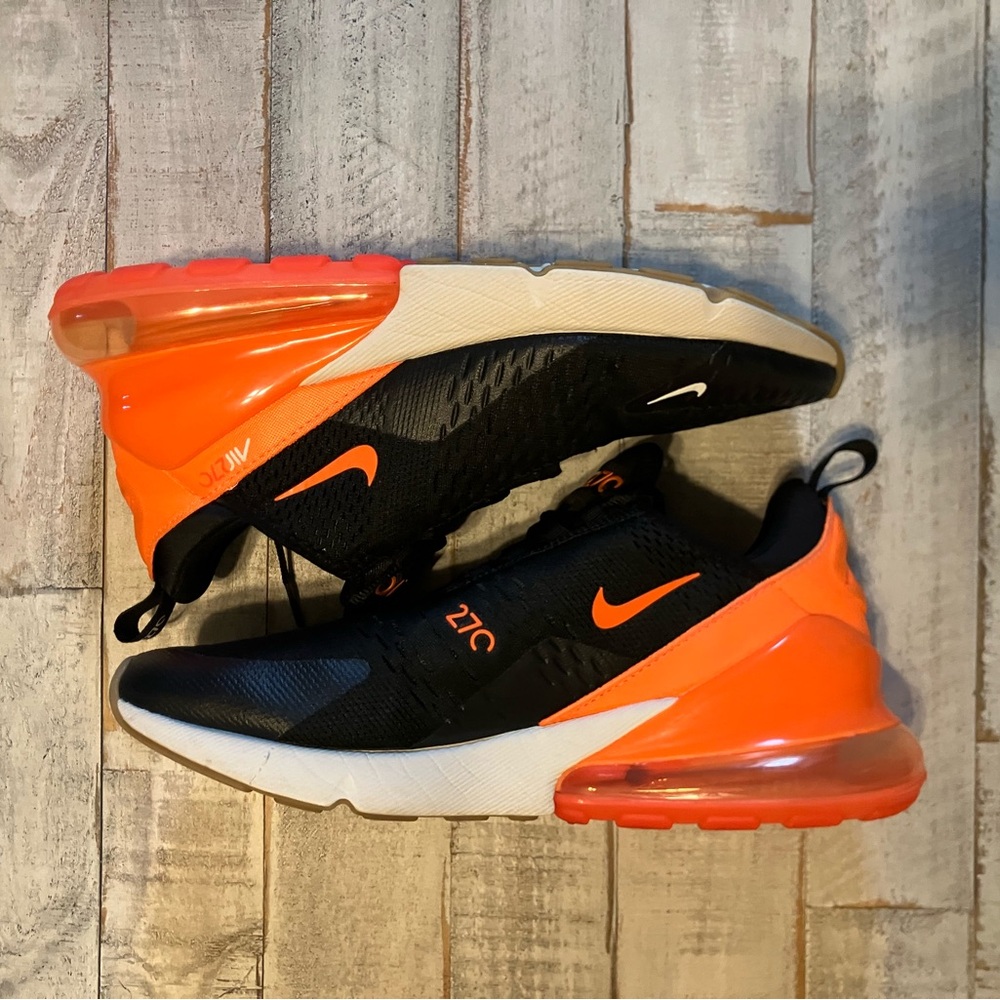 Nike Air 270 Black and Orange Athletic Shoes - Picture 2 of 8